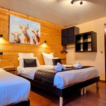 L'escapade Hotel *